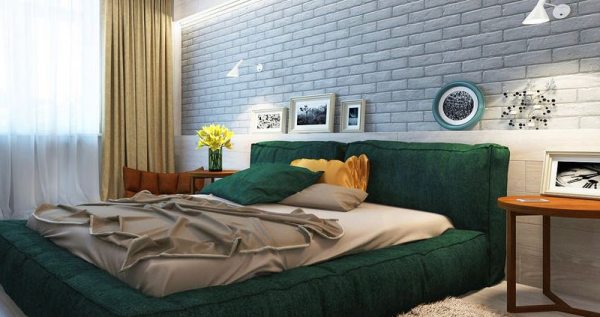 Кирпичная стена в дизайне интерьера спальни