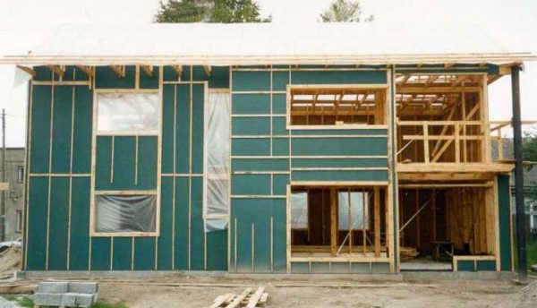 знаю  Как устроена конструкция стены каркасного деревянного дома: Обзор и типы +Видео