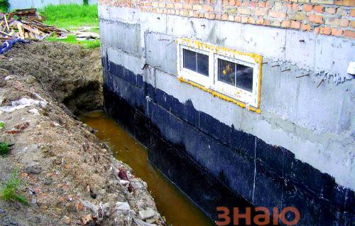 знаю Правильная гидроизоляция погреба изнутри от грунтовых вод частного дома своими руками: Пошагово +Видео