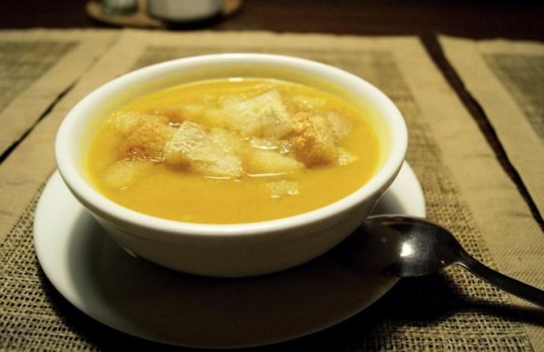 знаю Как правильно хранить суп, чтобы он дольше оставался свежим: ошибку допускают многие хозяйки